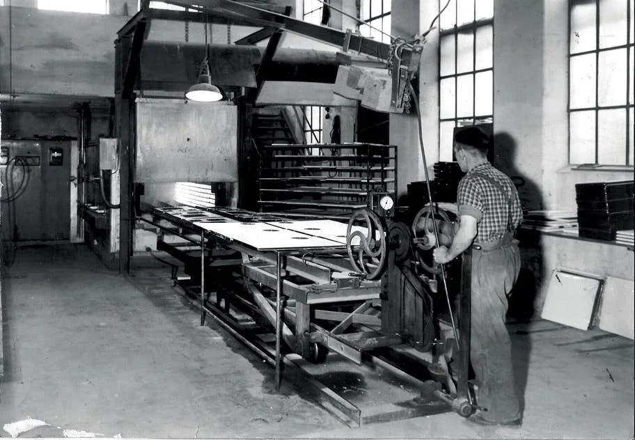 1950년대 Koch 공장의 생산 모습